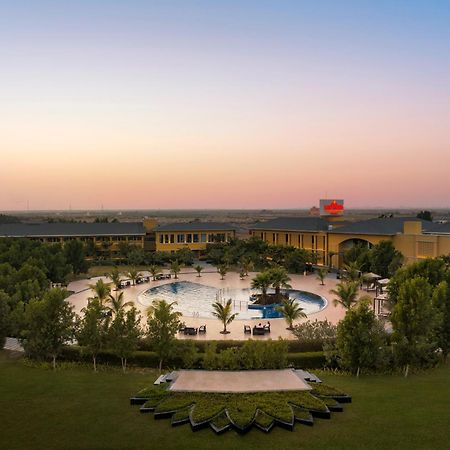 Hawthorn Suites By Wyndham Dwarka Exteriér fotografie